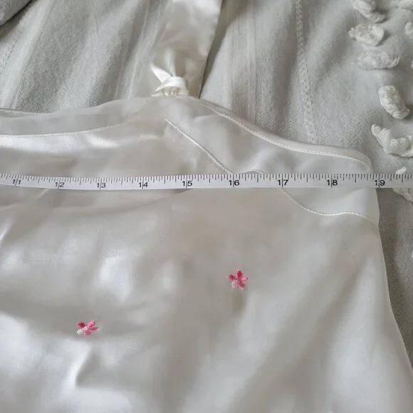 Pajamagram | Floral embroidered silky PJ set | White/Pink | Size XL - Picture 5 of 8